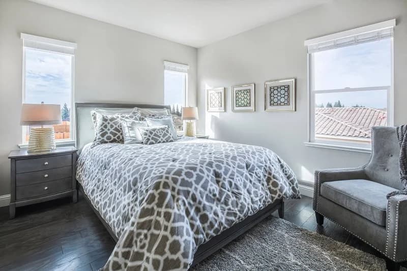 Panoramic series — Single-Hung