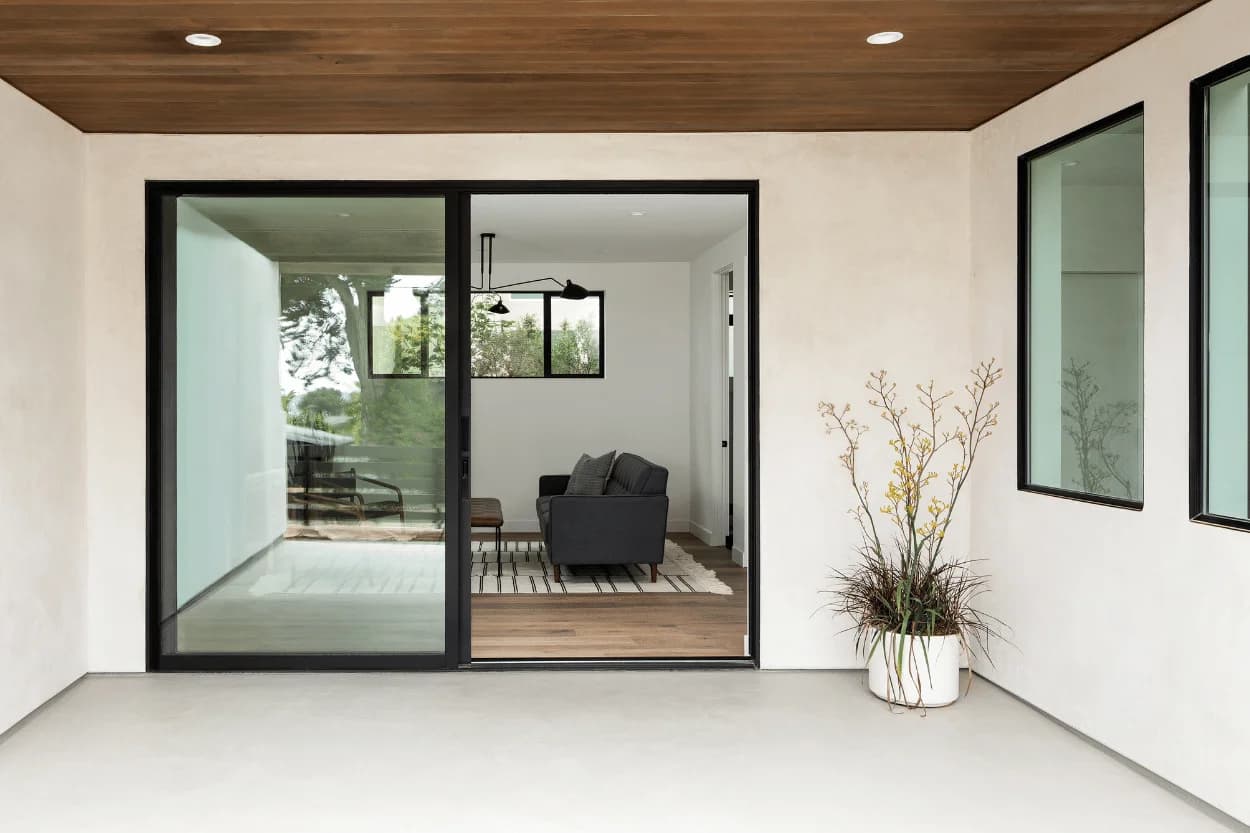 AX650 series — Sliding