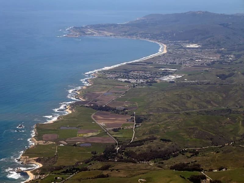 Why homeowners choose window replacement in Half Moon Bay
