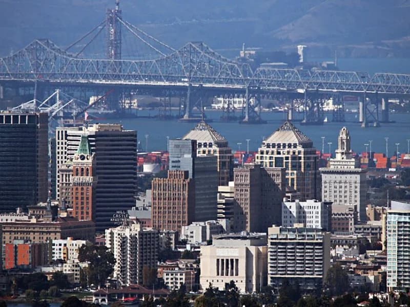 Why homeowners choose window replacement in Oakland